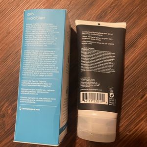 Dermalogica 6 oz active moist and 2.6 daily microfoliant.